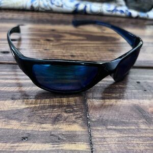 Sea StrikeX Black and Blue Sunglasses GUC